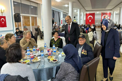 Gelibolu Kaymakamı Abacı Şehit Aileleri ve Gazilerle İftar Yaptı