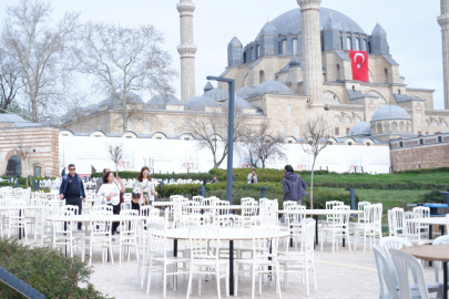 Binler İftar Sofrasında Buluşacak