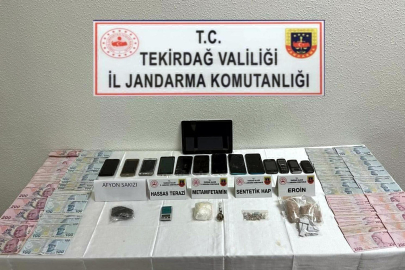 Evlerinde Uyuşturucu Ele Geçirilen 2 Şüpheli Gözaltında