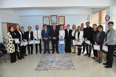 Vali Soytürk’ten Okul İdarecileri ve Öğretmenlere “Başarı Belgesi”