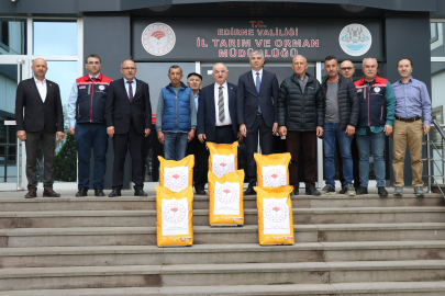 Edirne’de Yerli Hibrit Ayçiçeği Tohumu Dağıtımı Başladı