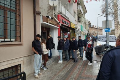Edirneliler Bayram Öncesi Bankamatiklere Koştu