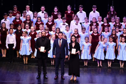 Lüleburgaz Belediyesi Çocuk Korolarından 23 Nisan’a Özel Konser