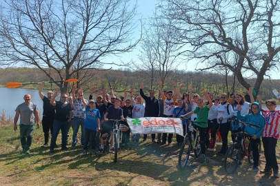 Edirne'de Doğa Yürüyüşü ve Kano Etkinliği Düzenlendi