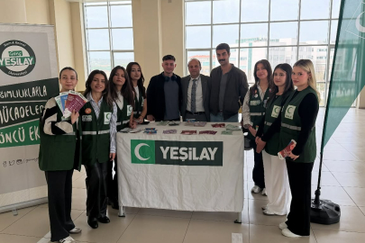 Yeşilay, Tekirdağ'da Üniversite Öğrencilerini Bağımlılığa Karşı Bilinçlendiriyor