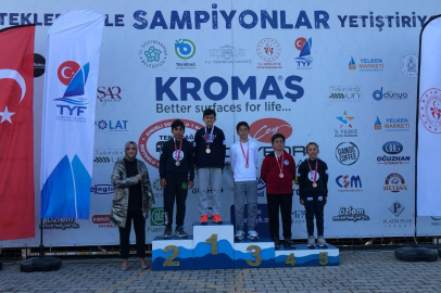 Tekirdağ'da Ulusal Egemenlik ve Çocuk Bayramı Kupası Yelken Yarışları Yapıldı