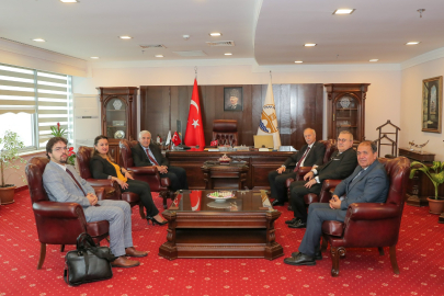 Prof. Dr. Bağcı, Rektör Prof. Dr. Hatipler’i Ziyaret Etti