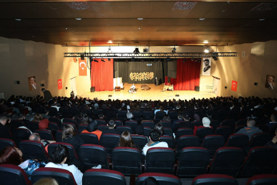 Çerkezköy’de Felsefe Sahneye Taşındı