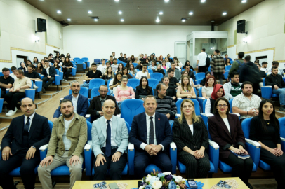 KLÜ'de "Teknoparklarda Çalışma Hayatı ve Yatırımcı Olmanın Cazibesi" Konferansı Düzenlendi