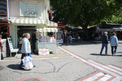 Edirne'deki Tıbbi ve Aromatik Bitkiler Bahçesi Çiftçilere Alternatif Ürünler Sunuyor