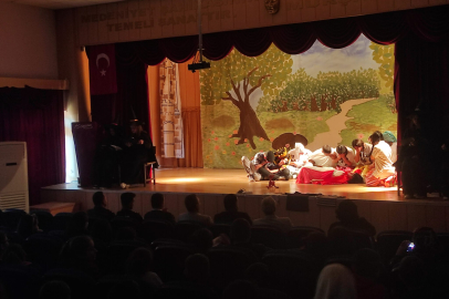 Havsa’da 23 Nisan’a Özel İngilizce Tiyatro Coşkusu