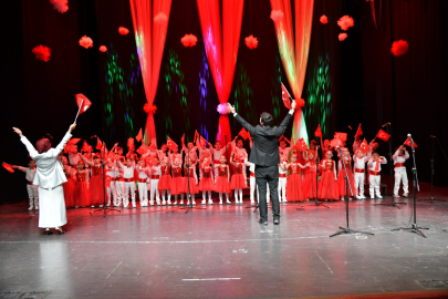 Tekirdağ’da Çocuk Korosu’ndan Unutulmaz Konser