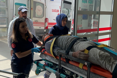 İnşaat İskelesi Çöktü: 2 Yaralı