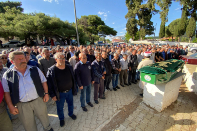 Çanakkale'deki Kazada Hayatını Kaybeden 2 Kişi Balıkesir'de Toprağa Verildi