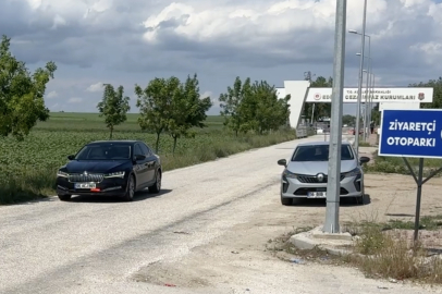 DEM Parti Van Milletvekili Buldan'dan, Selahattin Demirtaş'a Ziyaret