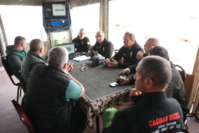 Kırklareli'nde Hasat Öncesi Biçerdöver Sürücüleri Trafik Kuralları Konusunda Bilgilendirildi