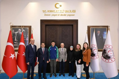 “Vize’nin Şairleri”, Vali Uğur Turan’ı Ziyaret Etti