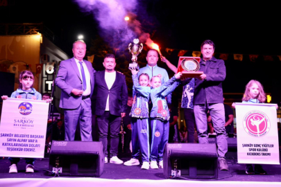 Şarköy’de 19 Mayıs Fener Alayı ve Konserle Kutlandı