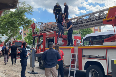 Tekirdağ'da Apartman Dairesinde Çıkan Yangın Söndürüldü