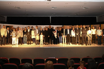 “Yarınlara Geç Kalmadan” Tiyatro Oyunu Keşan’da Sahnelendi