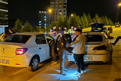 Edirne'de Polis Ekipleri Asayiş ve Trafik Denetimi Yaptı