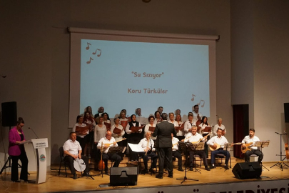 Uzunköprü’de Türk Halk Müziği Konseri Büyük Beğeni Topladı