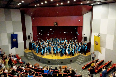 Edirne'de Geleceğin Sanatçılarının Mezuniyet Coşkusu