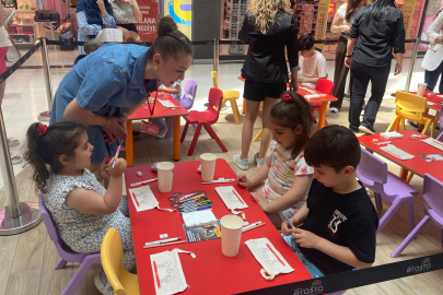 Edirneli Çocuklardan Kalemlik Boyama Etkinliği