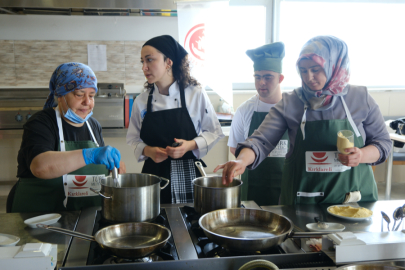 Kırklareli'nde "Aileler Mutfakta, Kırklareli Yemekleri Yarışması" Düzenlendi