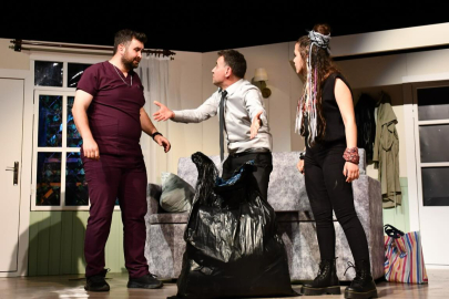 Saray’da “Tom, Dick Harry” Oyunu Büyük Beğeni Topladı