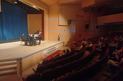 TÜ'de Piyano ve Oda Müziği Dinletisi