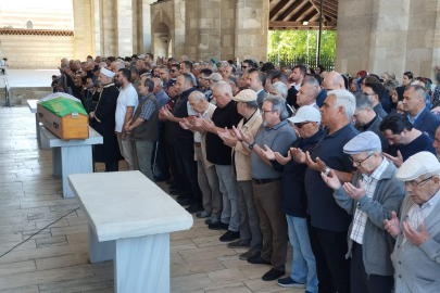 Melahat Öğretmen Son Yolculuğuna Uğurlandı