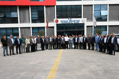 Muhtarlardan Vali Canalp'i Ziyaret Etti