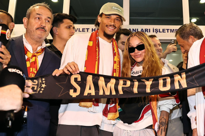 Leroy Sane, İstanbul'a Geldi