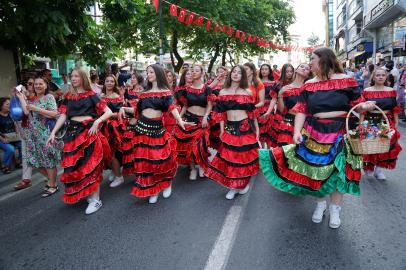 Tekirdağ'da "59. Uluslararası Kiraz Festivali" Başladı