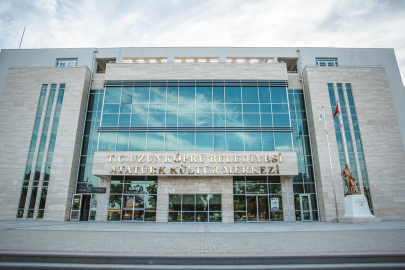 Uzunköprü'de Karne Şenliği