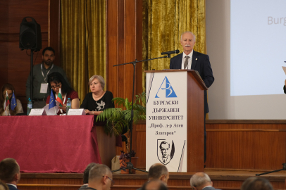 TÜ ve Burgas Devlet Üniversitesi Ortak Konferans Düzenledi