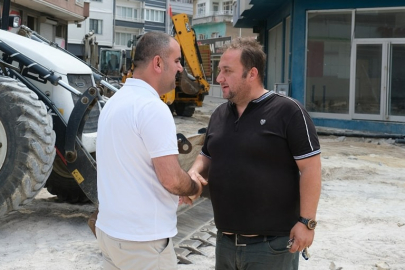 Başkan Martin Esnafla Buluştu