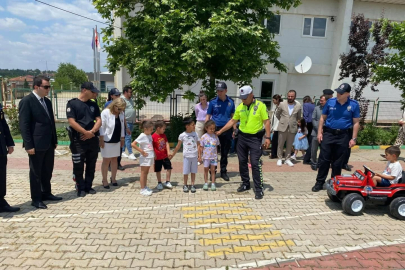 Süloğlu’nda Miniklere Uygulamalı Trafik Eğitimi