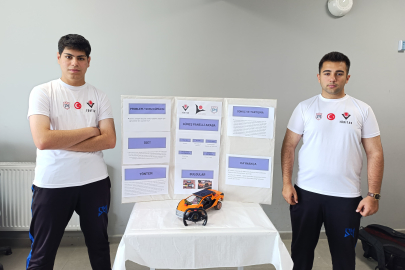 Tekirdağ'da Lise Öğrencileri Güneş Enerjisiyle Çalışan Araç Tasarladı