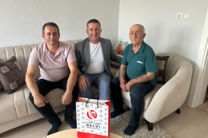 Başkan Geldi’den Anlamlı Babalar Günü Ziyareti