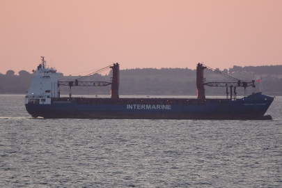 Çanakkale Boğazı'ndan Geçen Yük Gemisinde Yangın Çıktı