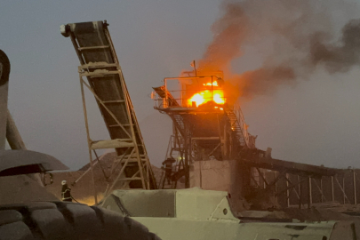 Meriç Nehri'nde Helezon Alev Alev Yandı