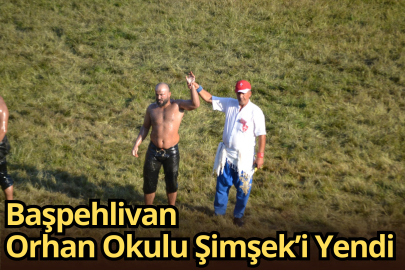 Başpehlivan Orhan Okulu Şimşek’i Yendi