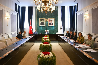 İl Encümeni Toplantısı Vali Uğur Turan Başkanlığında Gerçekleştirildi