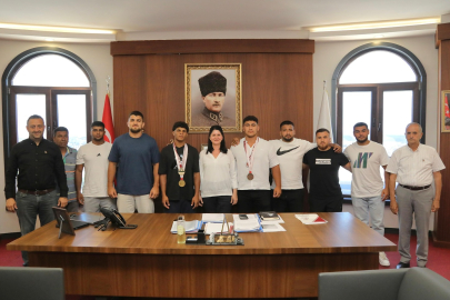 Edirneli Pehlivanlardan Başkan Akın’a Ziyaret