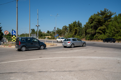 AK Parti Çanakkale İl Başkanı Göktürk'ten Belediyeye Kavşak Projesi Tepkisi
