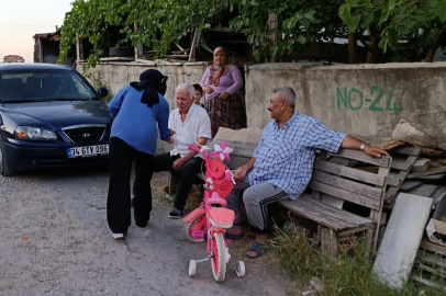 Unutulan Gelenek Canlandı: Kadın Muhtar, Mahalleliyi Davul-Zurnayla Düğüne Davet Etti