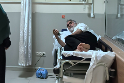 Kendisini Isıran Yılanı Poşete Koyup Acile Geldi