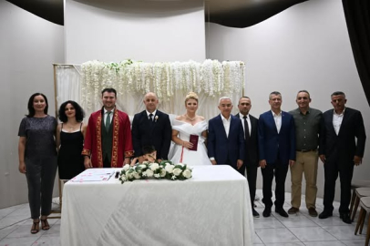 Vali Uğur Turan, Komutan Yasin Bulut ve Tuğçe Gürgül’ün Düğün Törenine Katıldı